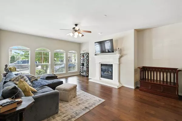 Carrollton, TX 75010,4164 Comanche Drive