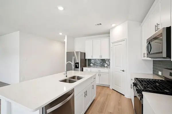 Mckinney, TX 75071,613 Marigold Hill Way