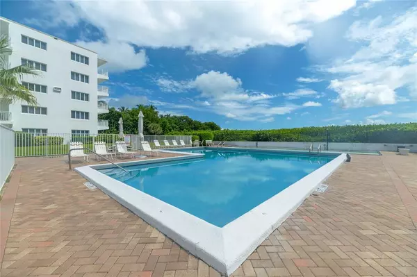 Palm Beach Shores, FL 33404,33 Ocean Ave