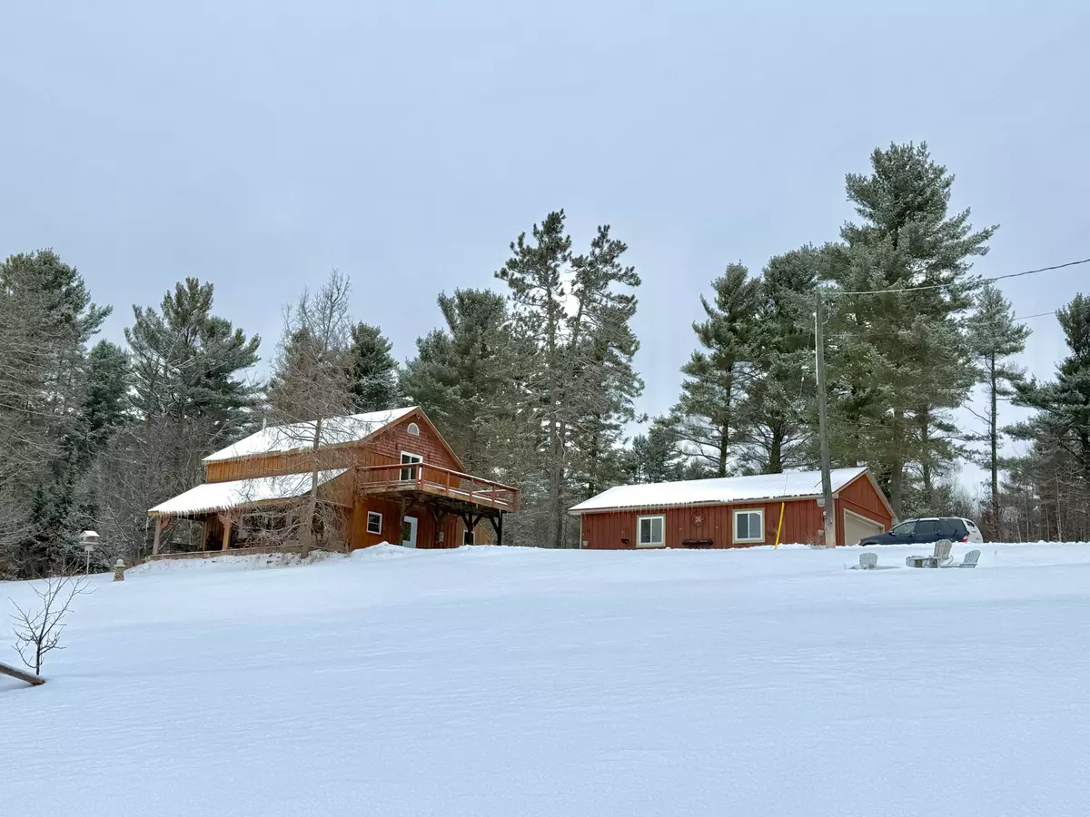 Kearney, ON P0A 1M0,4641 518 E HWY