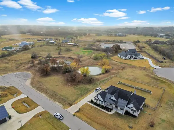 Burleson, TX 76028,3937 Lonesome Quail Drive