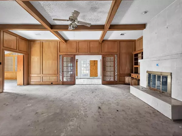 Dallas, TX 75243,9706 Trevor Drive