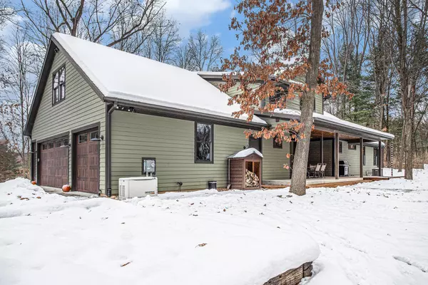 Augusta, MI 49012,7606 N 46th ST