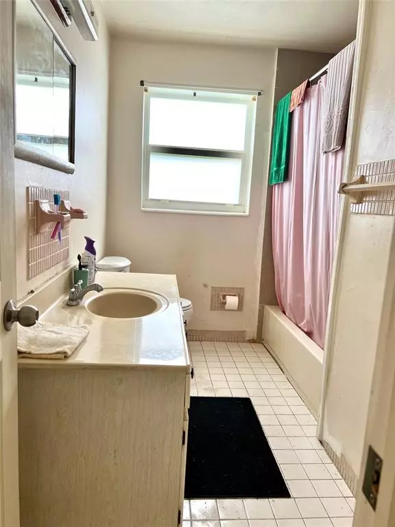 Lauderhill, FL 33313,1441 NW 58th Ave