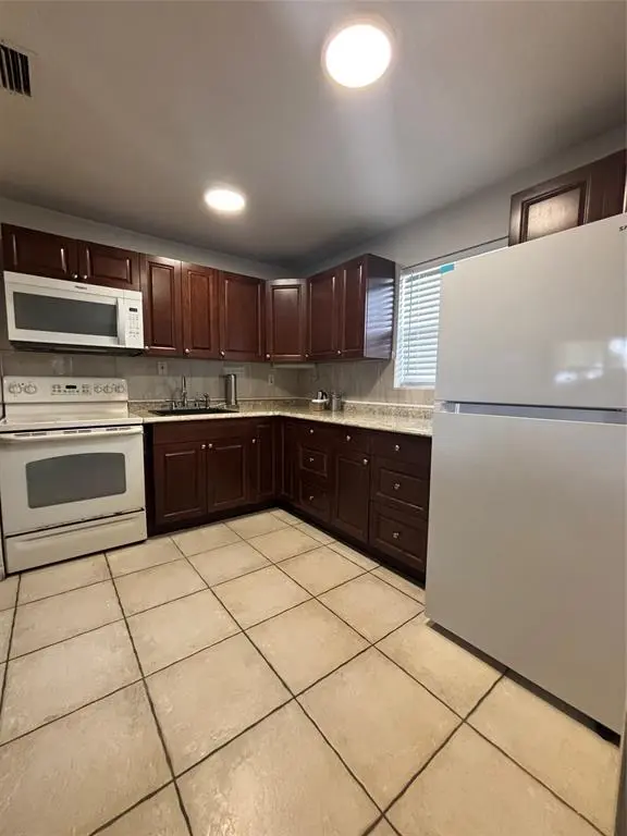 Hollywood, FL 33021,5630 Farragut St