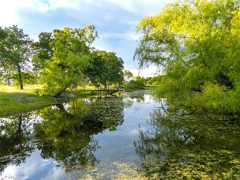 980 N League Ranch Road, Waco, TX 76705