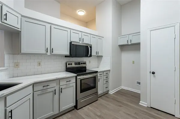 Carrollton, TX 75010,2203 Greenview Drive