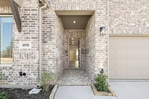 Justin, TX 76247,1098 Foxtail Drive