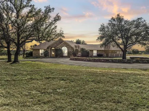 13620 State Highway 22,  Cranfills Gap,  TX 76637