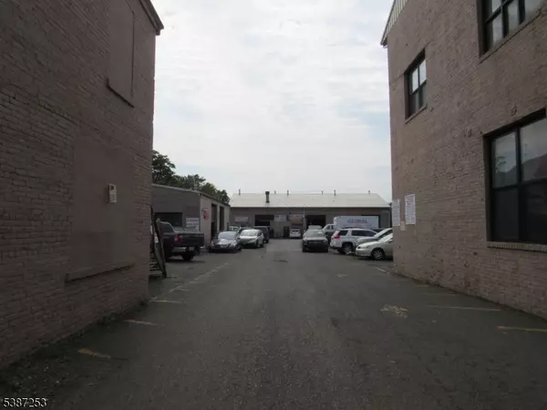 New Brunswick City, NJ 08901,118-120 Sandford St