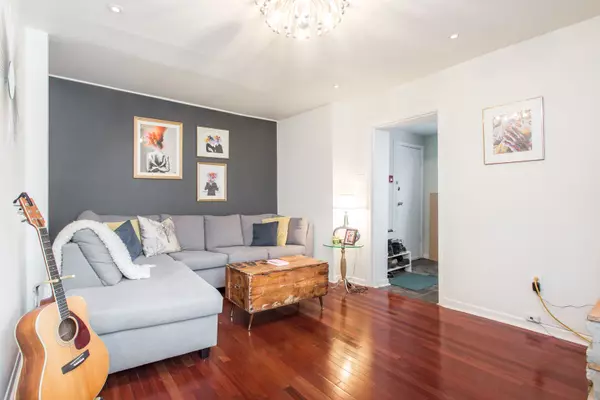 Toronto W02, ON M6P 1N1,22 Brad ST ##1