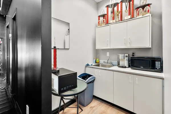 Elmvale Acres And Area, ON K1B 4T7,2664 Lancaster RD