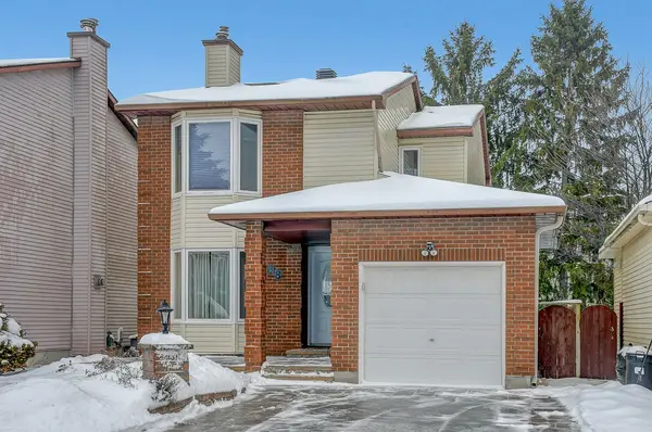 Barrhaven, ON K2J 2R4,68 Pheasant Run DR
