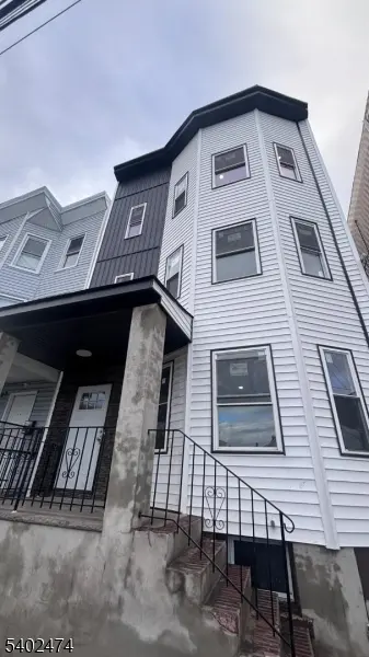 Paterson City, NJ 07501,788 E 18Th St #1