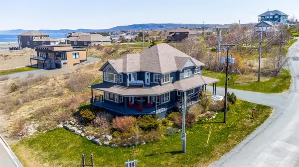 2 Commodore Place, Conception Bay South, NL A1W 0A9