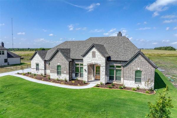 8687 County Road 502, Blue Ridge, TX 75424