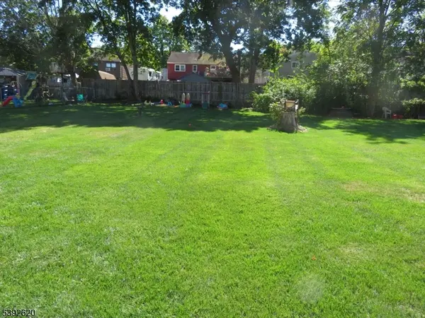 Roxbury Twp., NJ 07850,297-A Center St #A