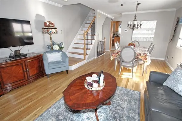 Staten  Island, NY 10312,449 Pompey AVE