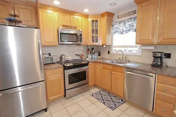 Staten  Island, NY 10312,449 Pompey AVE