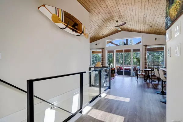 Lake Cowichan, BC V0R 2G1,9388 Lakefront Rise