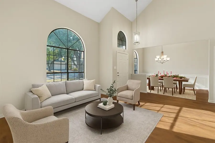 2116 S Winding Creek Drive, Grapevine, TX 76051