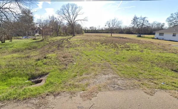 Groesbeck, TX 76642,TBD W Trinity Street