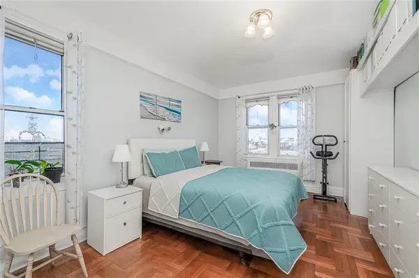 Brooklyn, NY 11220,760 67th ST #6J