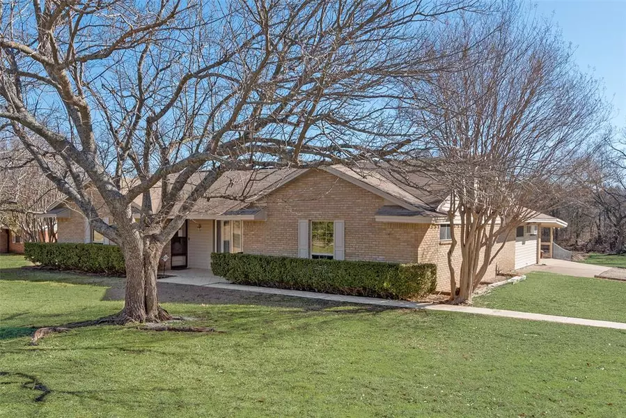 830 Mount Zion Road, Midlothian, TX 76065