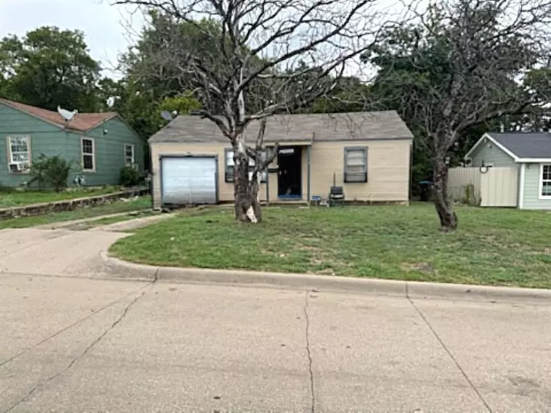 3233 Evans Avenue, Fort Worth, TX 76110