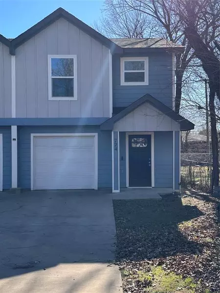 724 W Walker Street, Denison, TX 75020