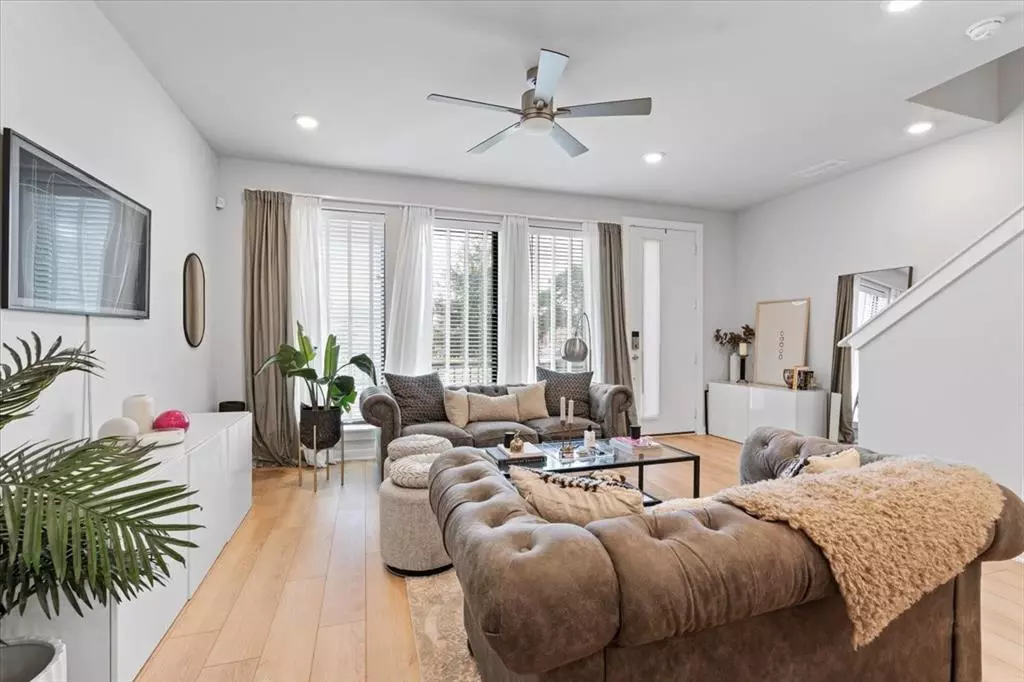 Dallas, TX 75211,2268 Rook Drive