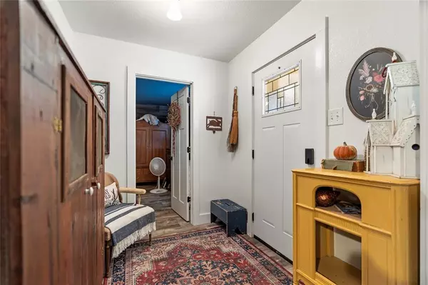 Whitney, TX 76692,122 Tobacco Road