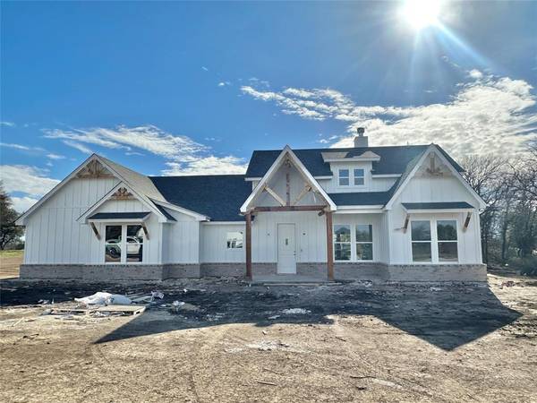 2000 Collin Street, Weatherford, TX 76085