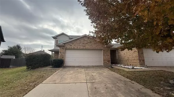 1356 Saddle Blanket Court, Fort Worth, TX 76131