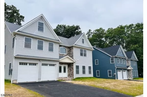 92 Hancock Rd, Piscataway Twp., NJ 08854