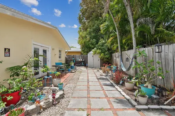 Fort Lauderdale, FL 33315,1715 SW 21st St