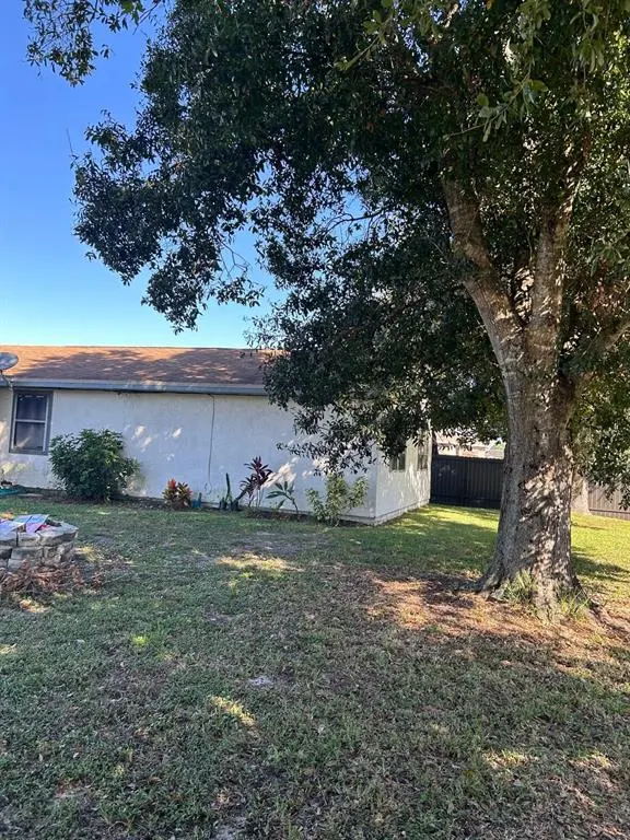 Port St Lucie, FL 34983,461 SW Byron Street