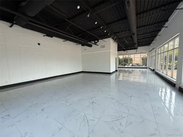 Flushing, MI 48433,1537 E Pierson RD #B