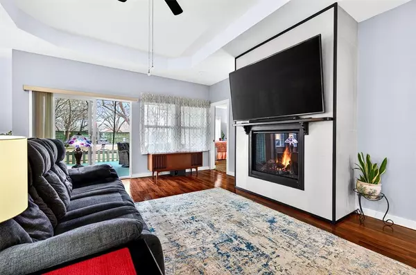 Gainesville, TX 76240,1314 S Grand Avenue