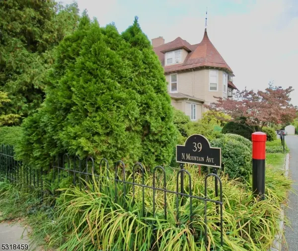 Montclair Twp., NJ 07042,39 A N Mountain Ave #2A