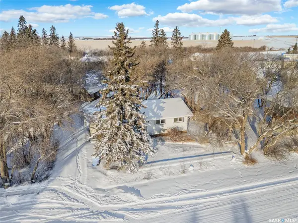 327 1st AVENUE E, Blaine Lake, SK S0J 0J0