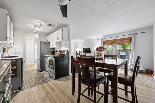 234 Willow RD #104, Guelph, ON N1H 7C6