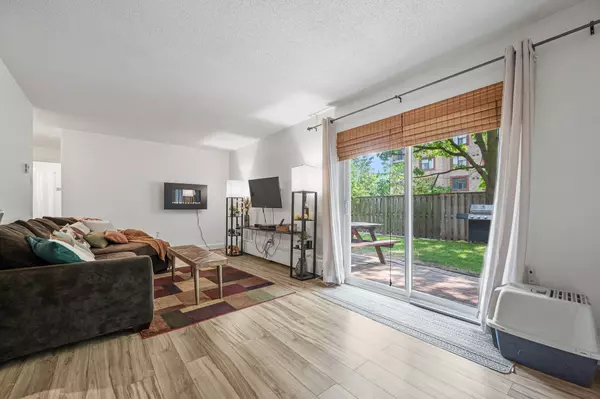 Guelph, ON N1H 7C6,234 Willow RD #104