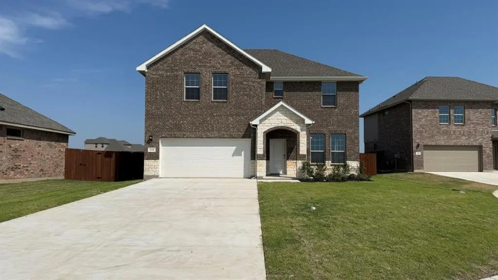 105 SEABISCUIT Court, Granbury, TX 76049