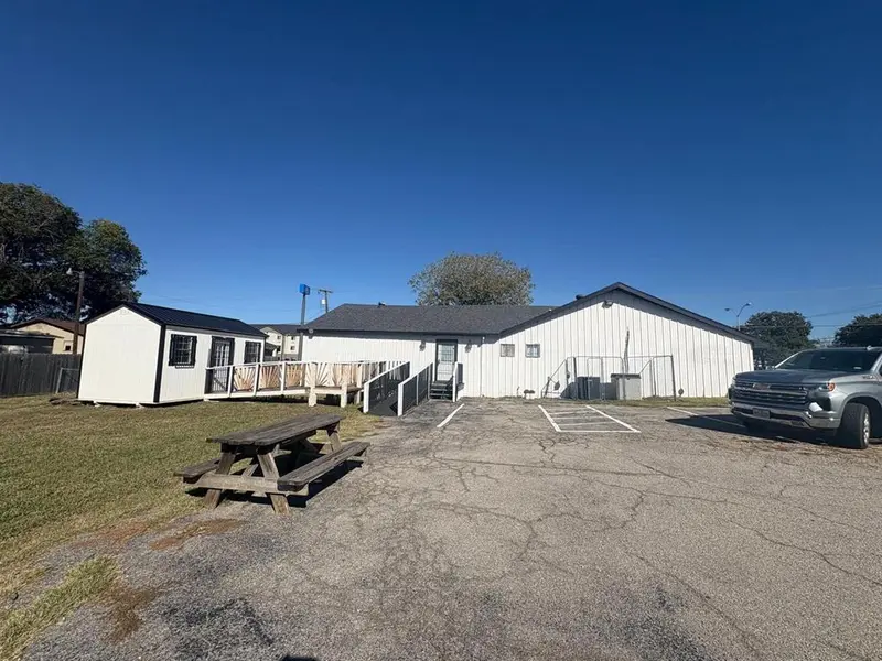 12908 Seagoville Road, Balch Springs, TX 75180