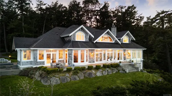 Saanich, BC V8N 1X5,2600 Queenswood Dr