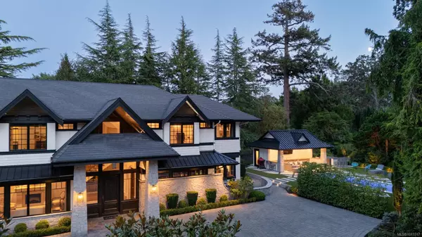 Oak Bay, BC V8R 6G8,3375 Ripon Rd