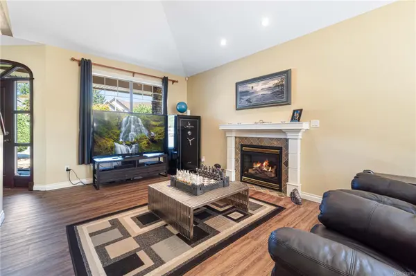 Nanaimo, BC V9T 6M5,3354 Whitetail Pl