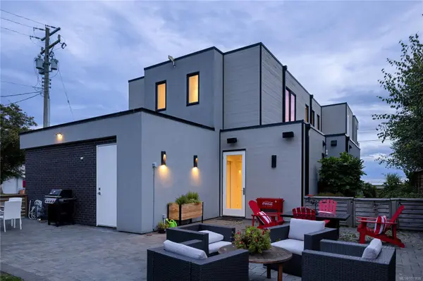 Oak Bay, BC V8S 4X3,430 St. Patrick St