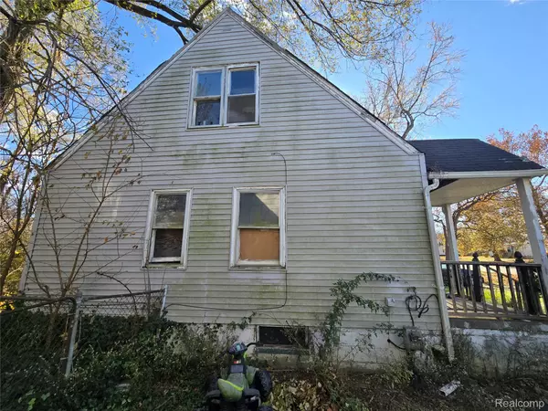 Detroit, MI 48228,9634 Evergreen AVE